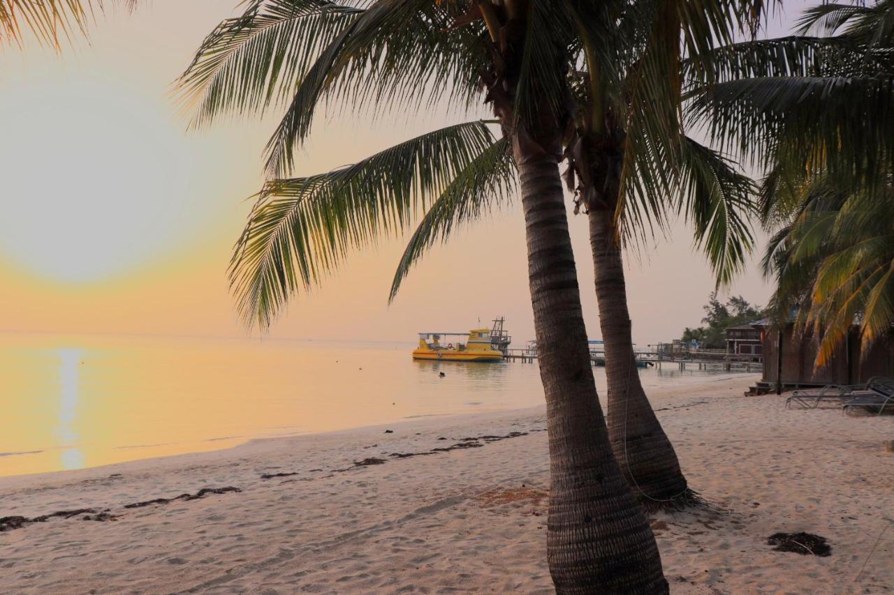 Hotel Posada Seremein ,West Bay ,Roatan Екстер'єр фото