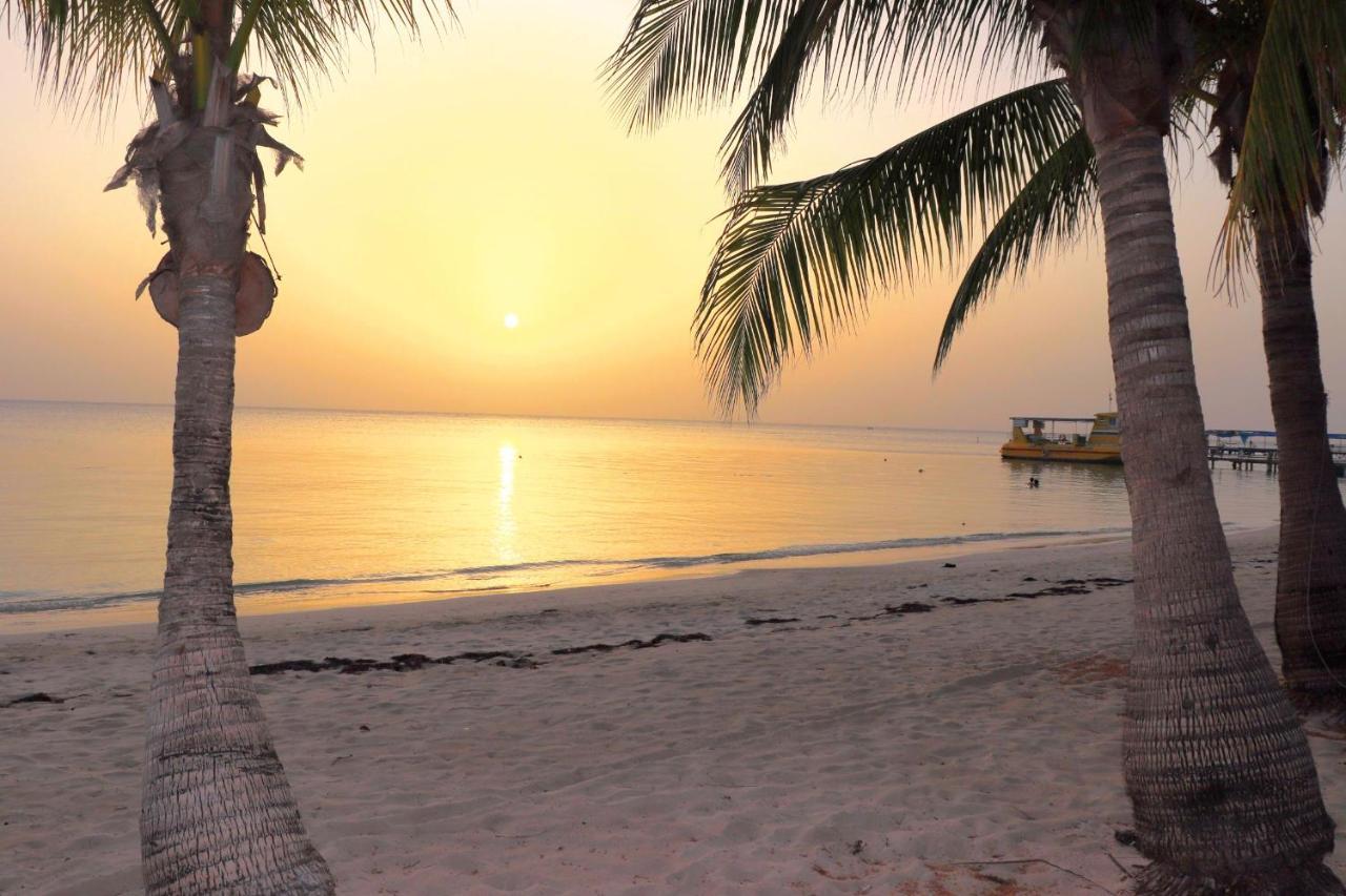 Hotel Posada Seremein ,West Bay ,Roatan Екстер'єр фото