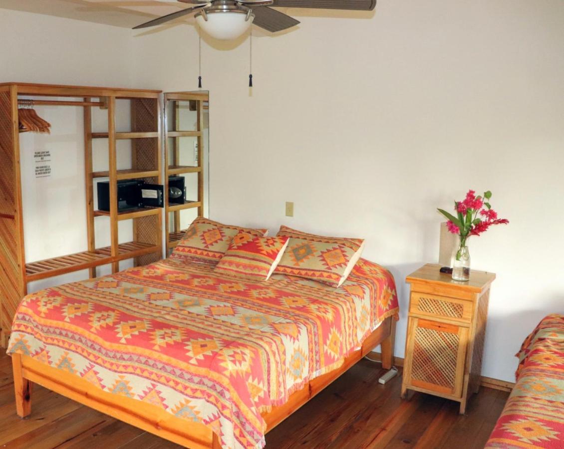 Hotel Posada Seremein ,West Bay ,Roatan Екстер'єр фото